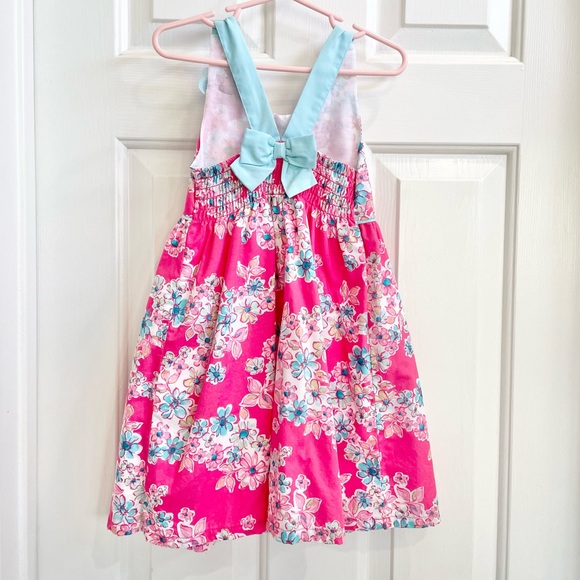 Cute flowery dress🌸 - Picture 2 of 3